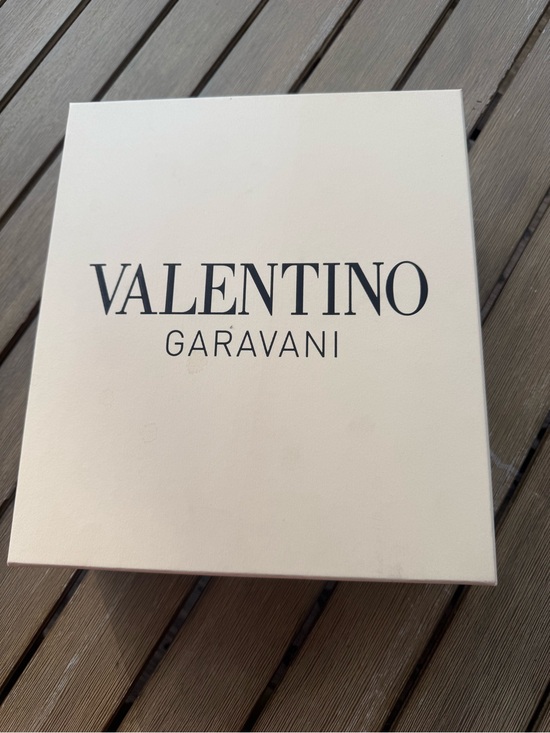 Valentino Garavani Other - Valentino Garavani Empty Shoe Box Only With Lid Cream Designer Storage